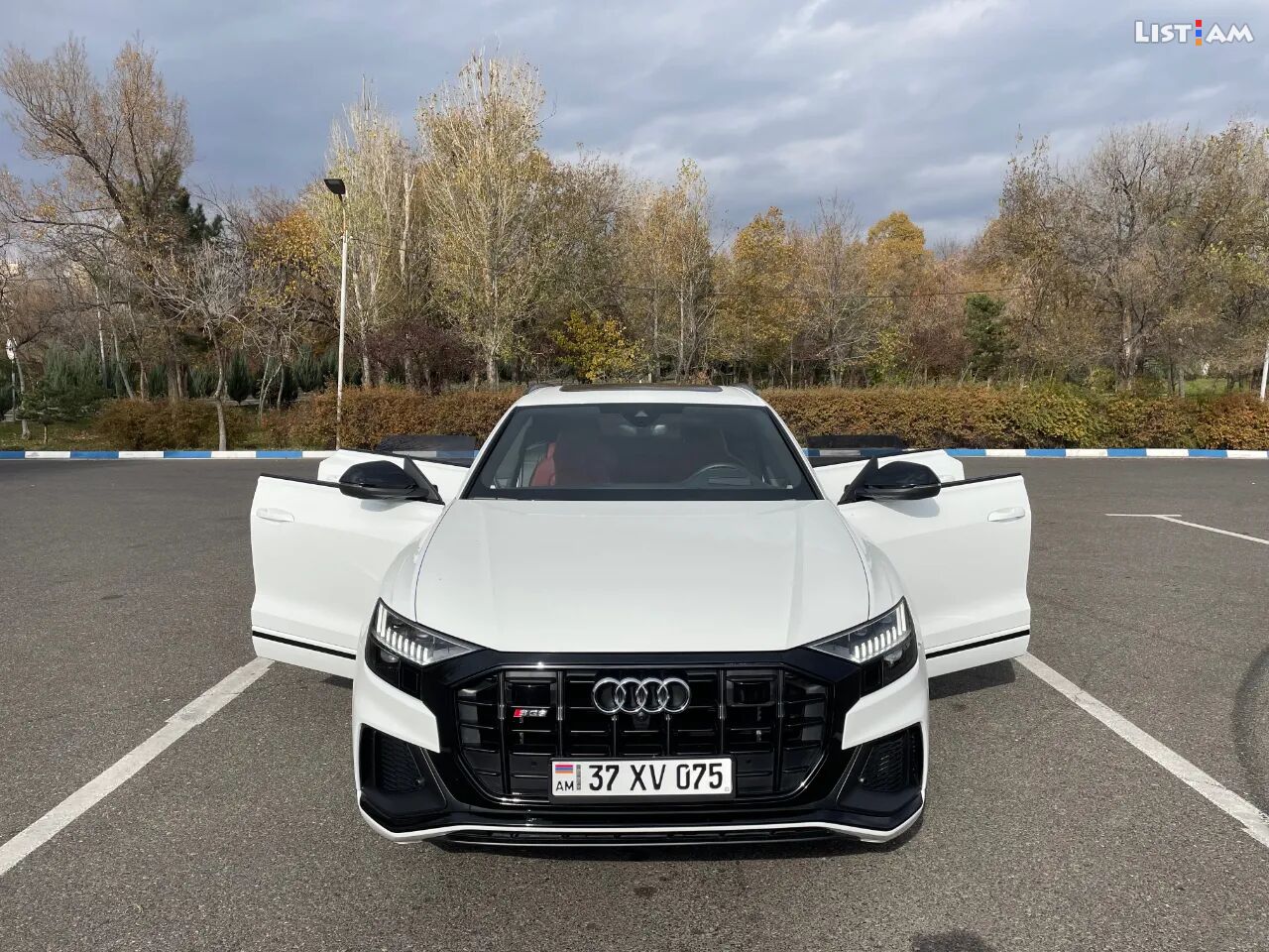 Audi SQ8, 4.0 լ,