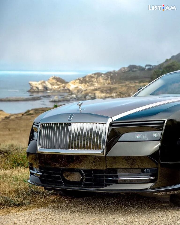 2023 Rolls-Royce