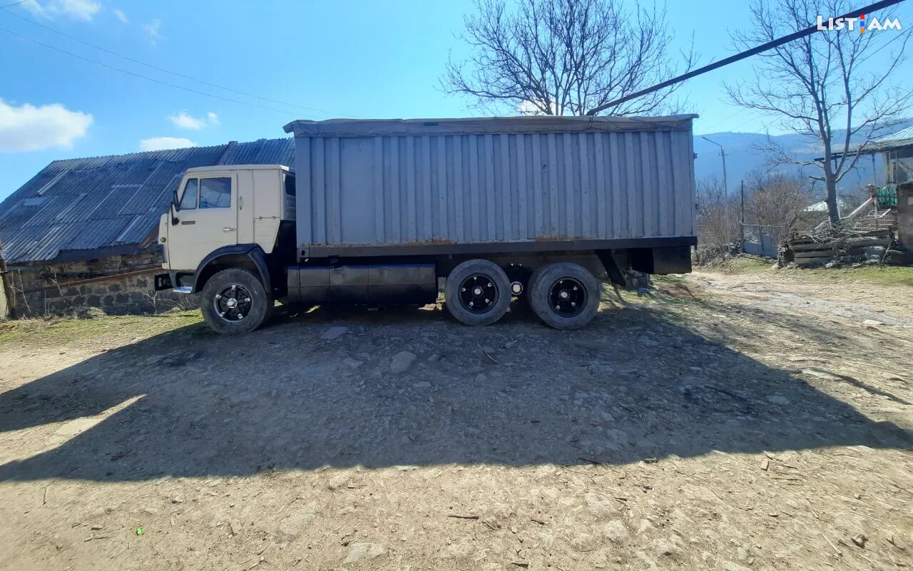 Flatbed Truck Kamaz