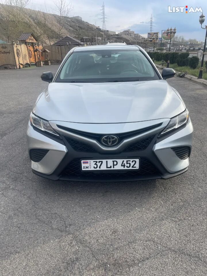 2019 Toyota Camry,