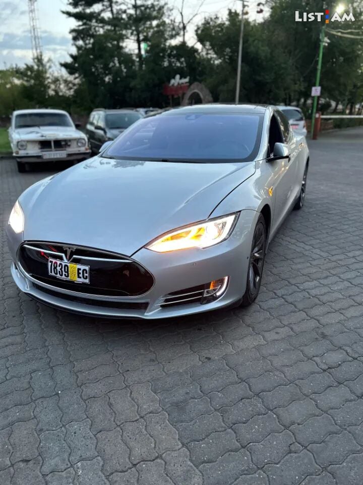 Tesla Model S, 2.0