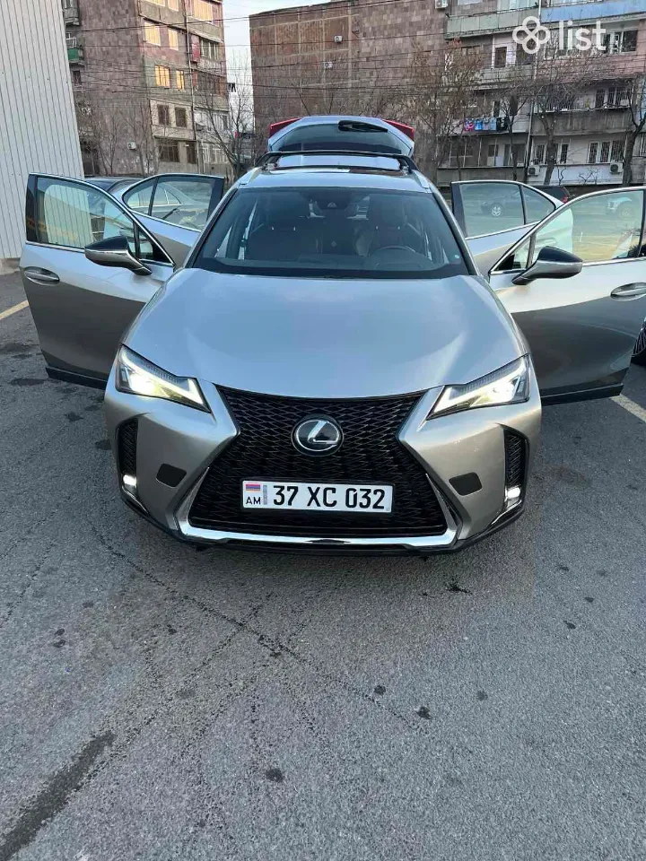 Lexus UX, 2.0 л., 2019 г. - Автомобили - List.am