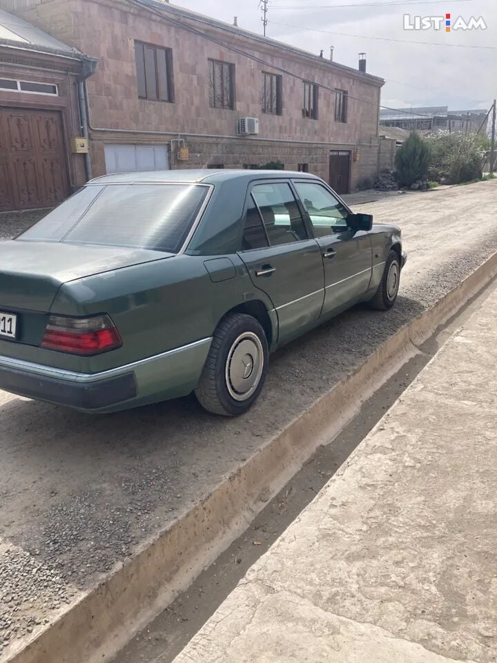 1990 Mercedes-Benz