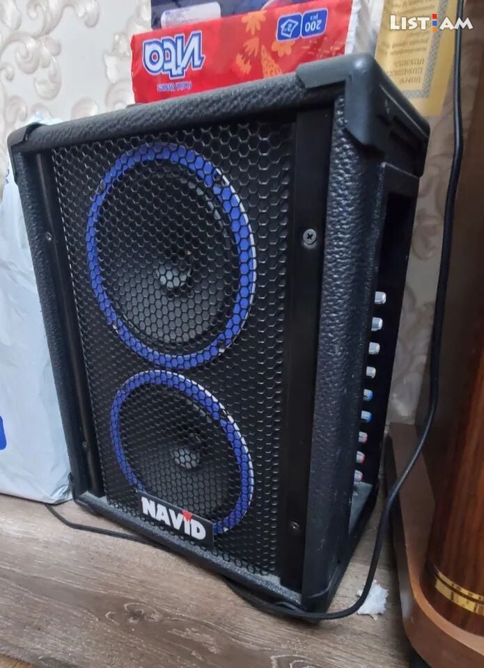 Band speaker NAVID.