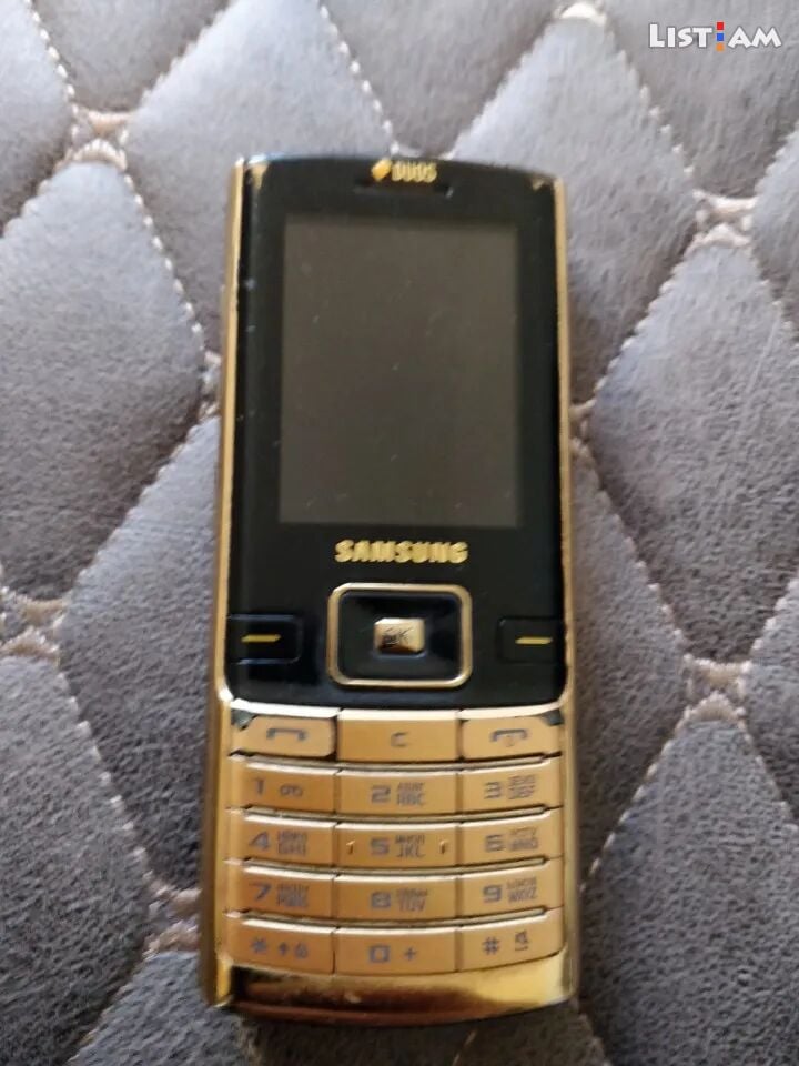 Samsung D780, 2 GB
