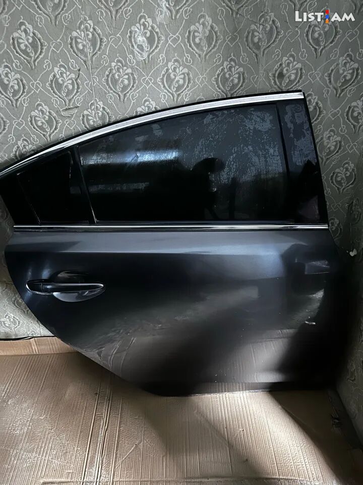 Mazda 6 դուռ