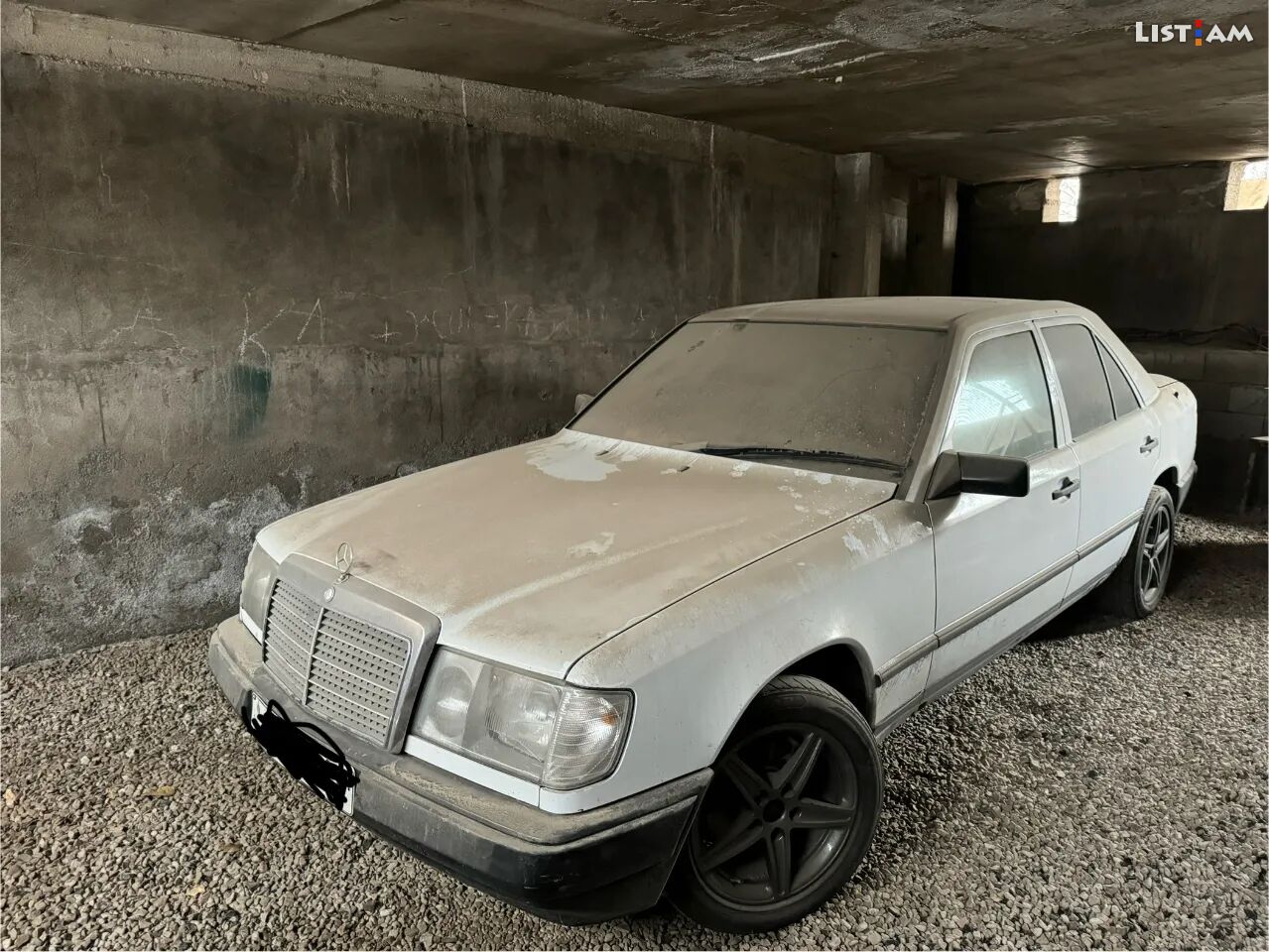 Mercedes-Benz W124,