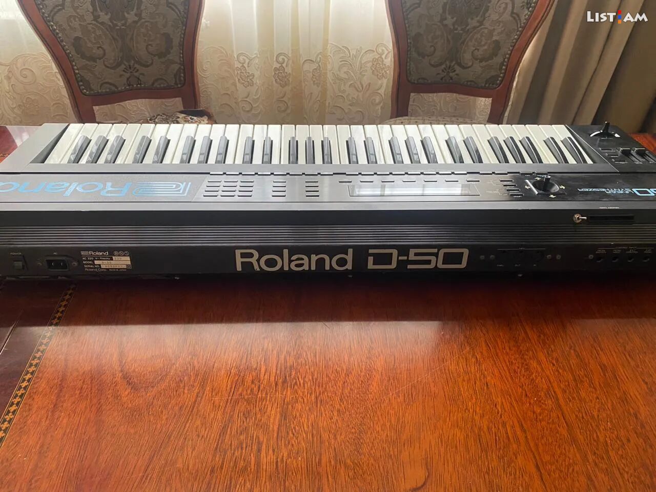 ROLAND D50 roland