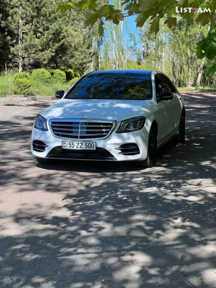 Mercedes Benz S560