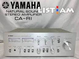 Yamaha SA - R1.