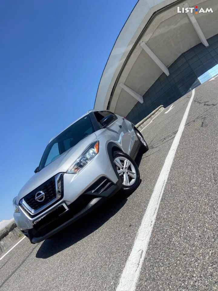 2018 Nissan Kicks,