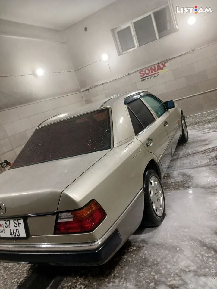 1993 Mercedes-Benz