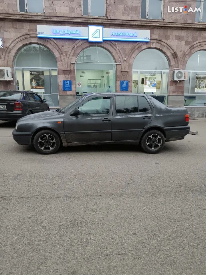 Volkswagen Vento,