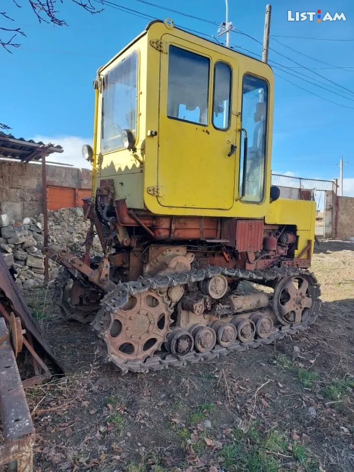 Crawler Tractor