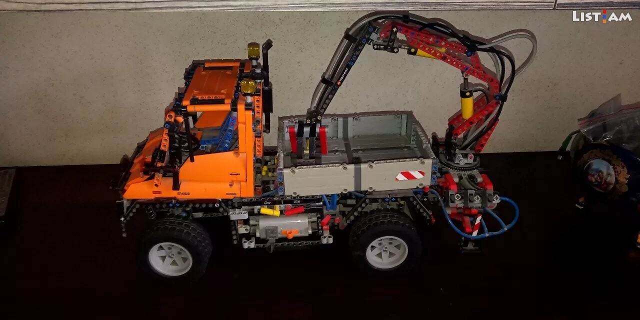 Lego Mercedes Unimog