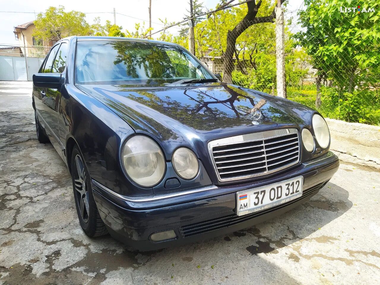 1996 Mercedes-Benz
