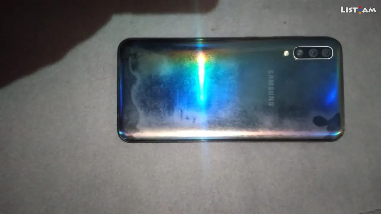 Samsung Galaxy A50,