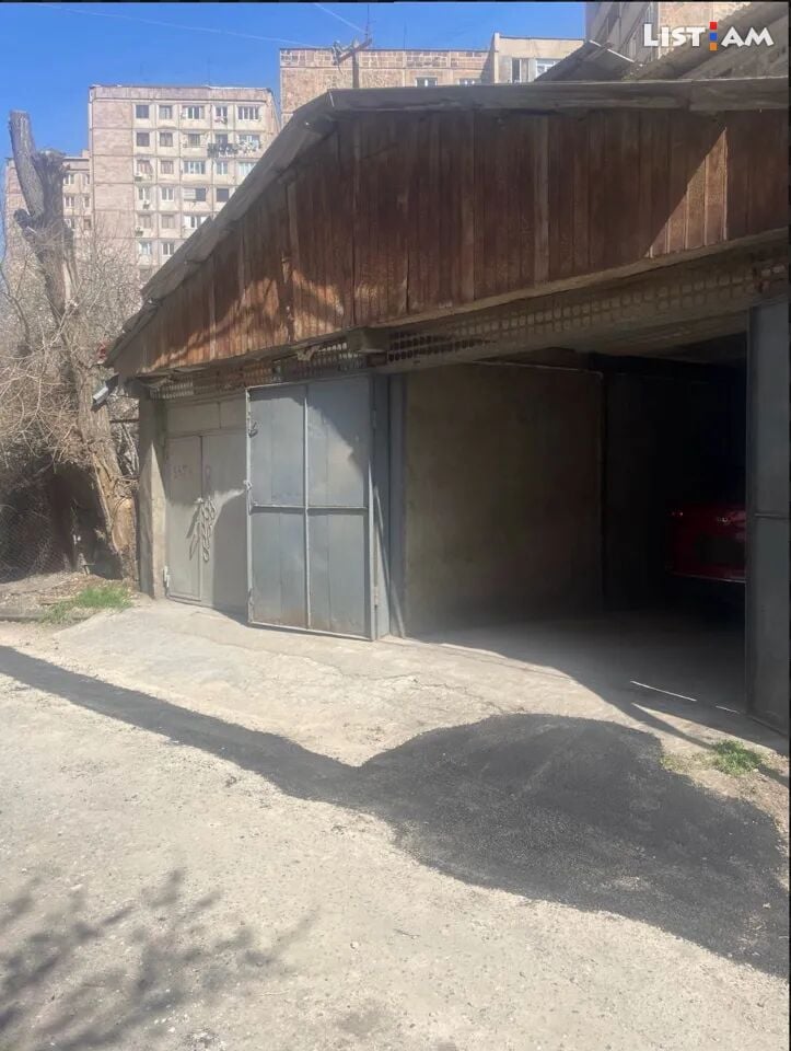 Garage on Ohanov