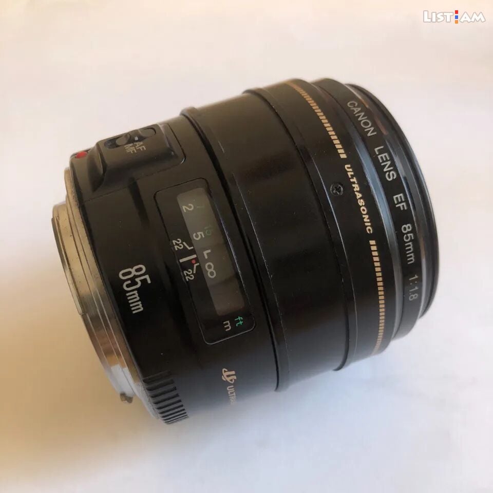 Canon EF lens 85mm