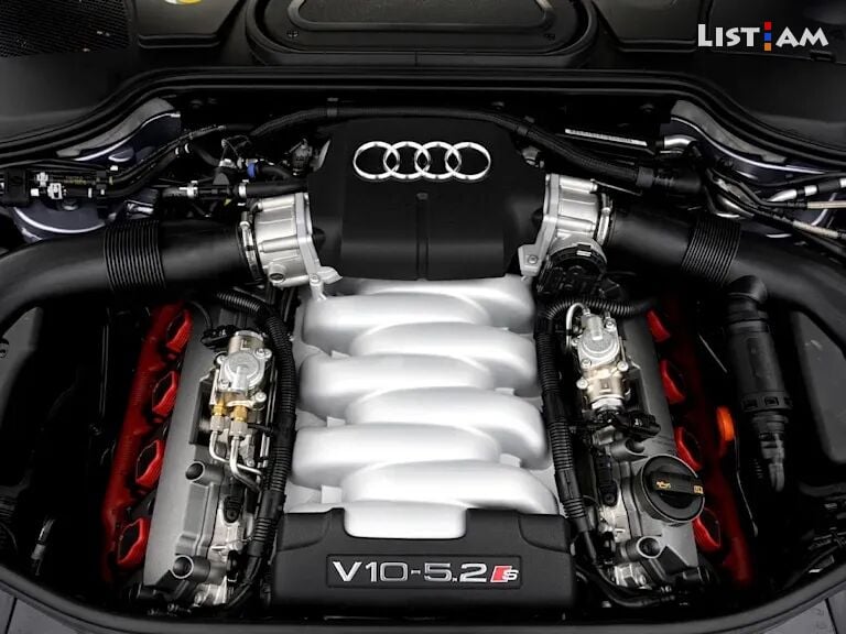 Audi S8 v10 5.2