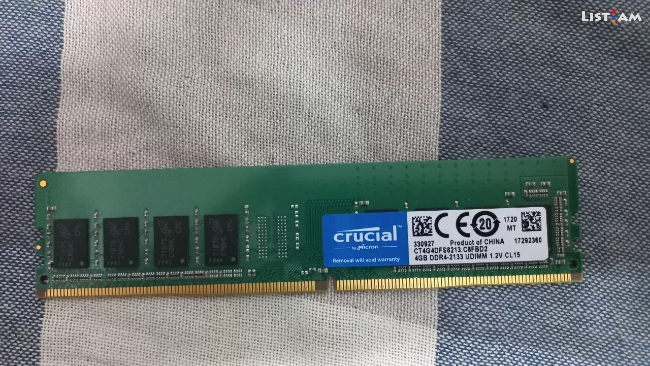 Crucial 4GB DDR4