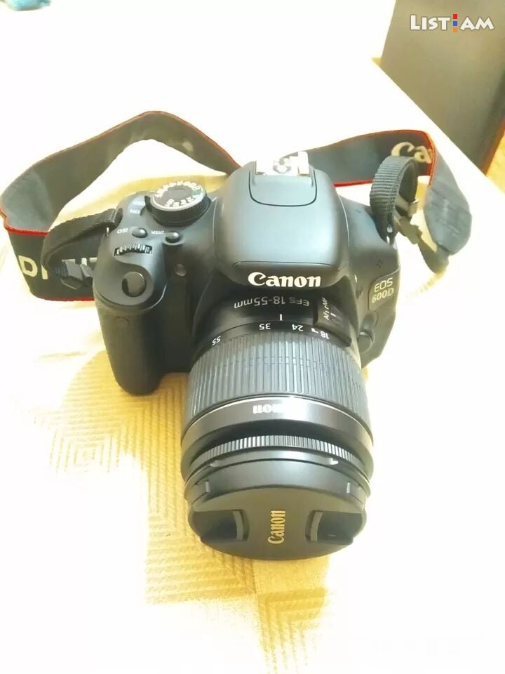 Fotoaparat Canon 600
