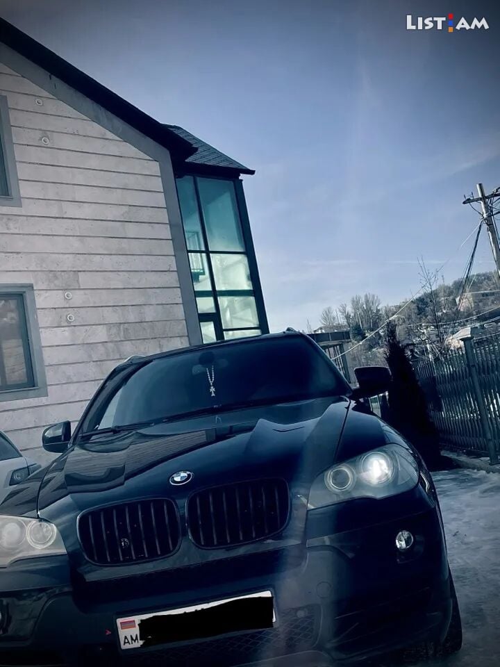 BMW X5 M, 4.4 լ,