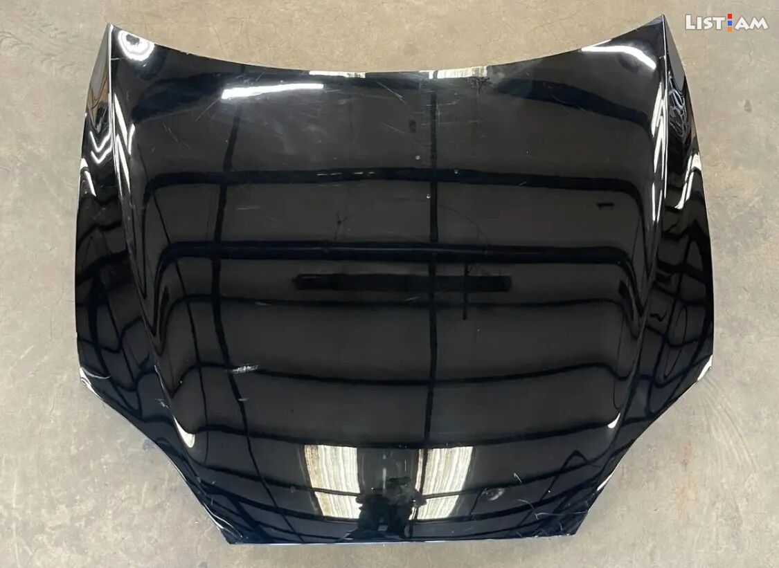Tesla model S սև