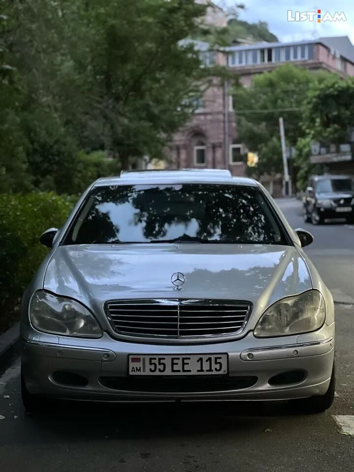 2001 Mercedes-Benz