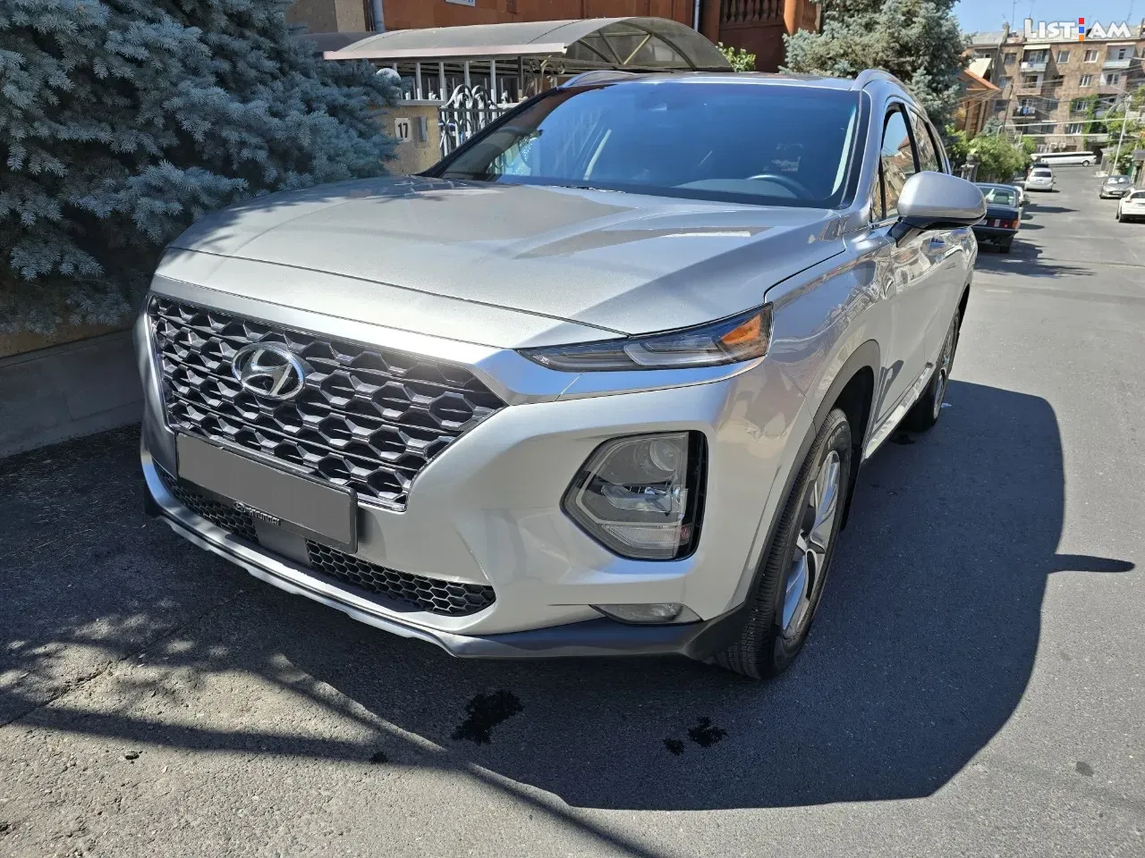 Hyundai Santa Fe, 2.4 л., полный привод, 2020 г. - Автомобили - List.am