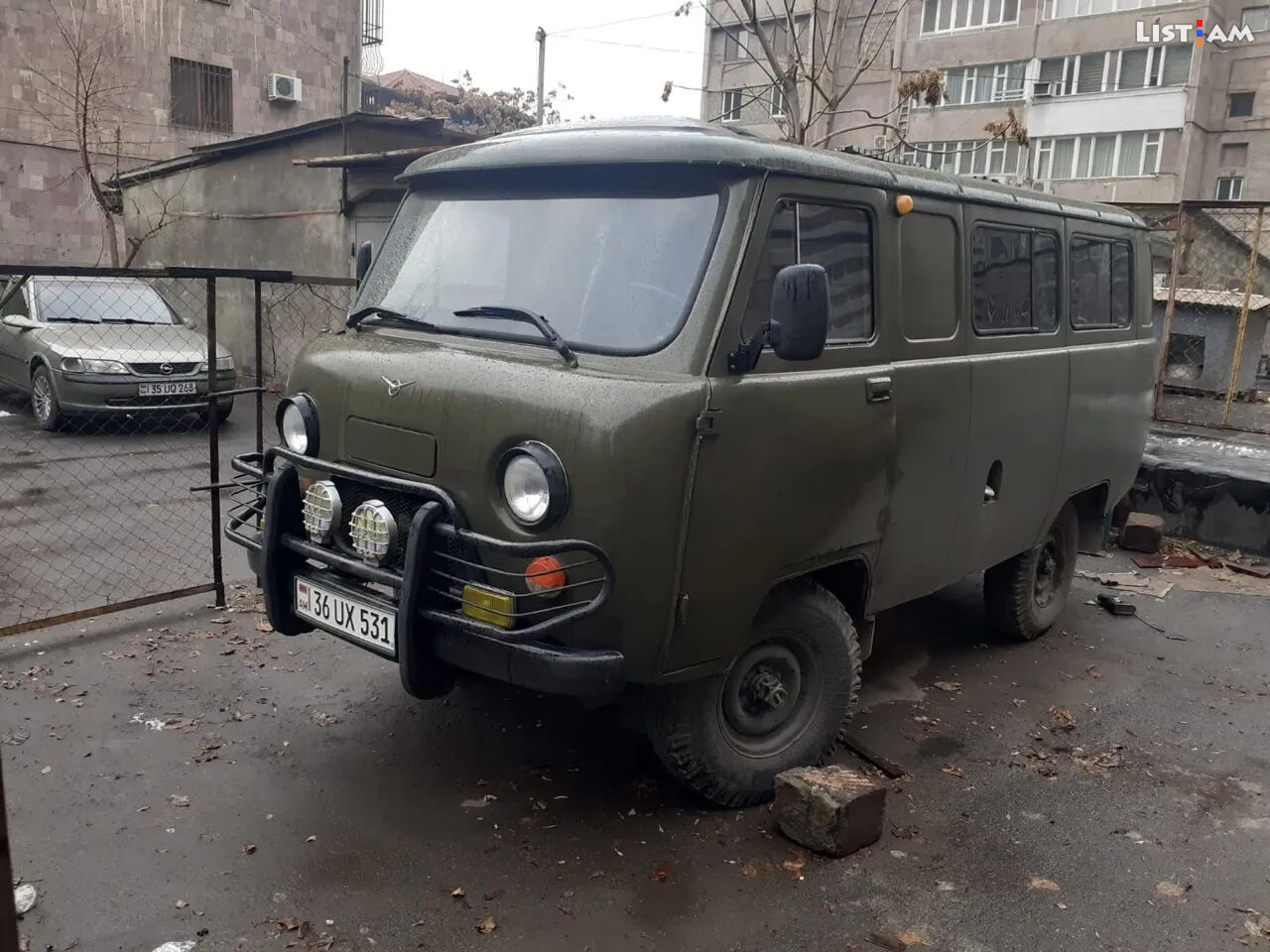 UAZ (УАЗ) 452,