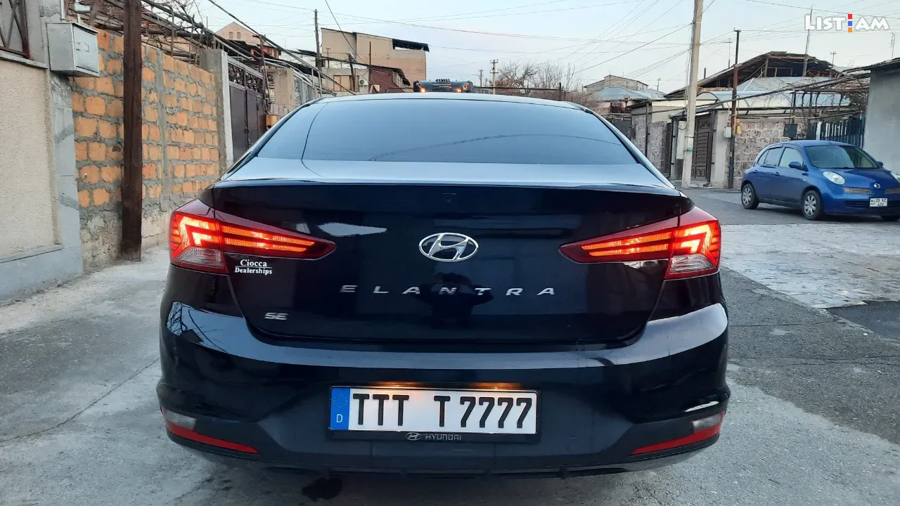 Hyundai Elantra, 2.0 л., 2020 г., чёрный - Автомобили - List.am