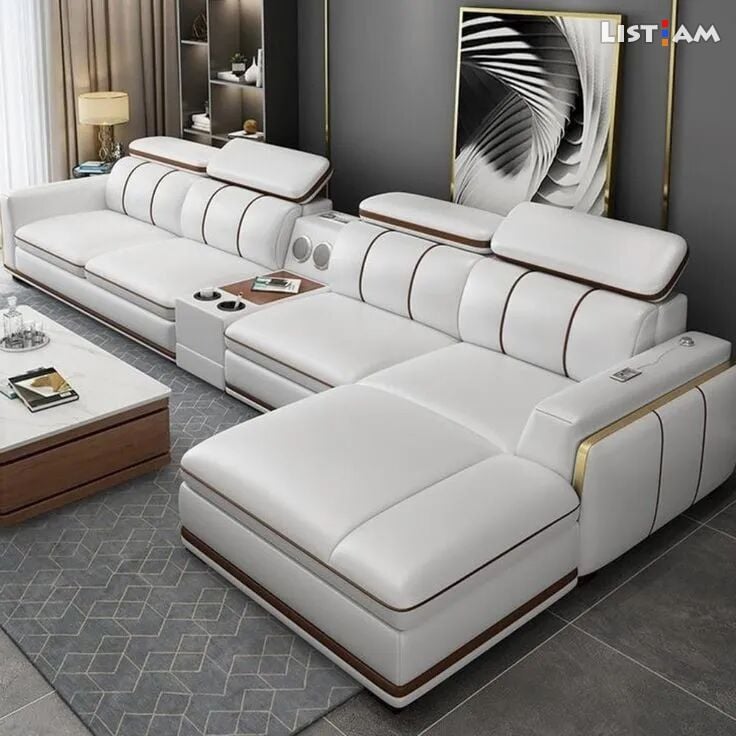 Avanesov sofa