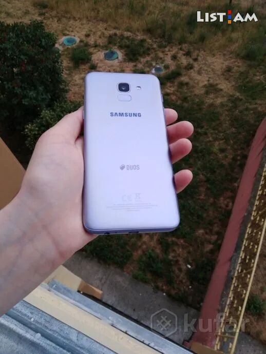 Samsung Galaxy J6,