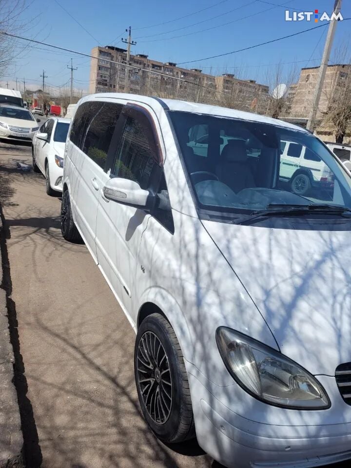 Mercedes-Benz Viano,