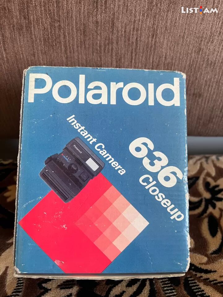 Polaroid,