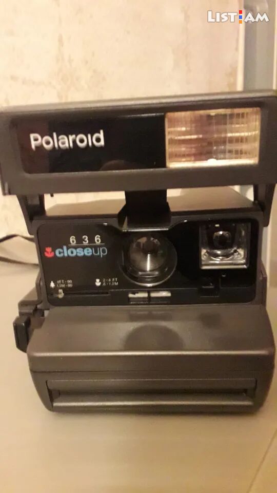 Polaroid-636,