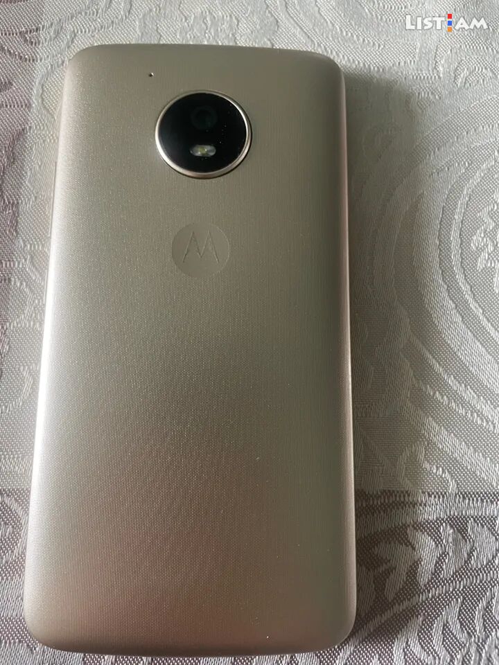 Motorola Moto E4, 16