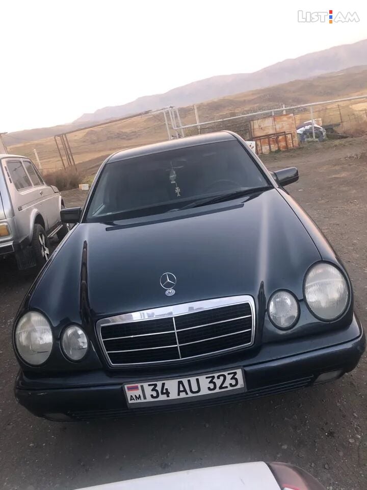 Mercedes-Benz 200,