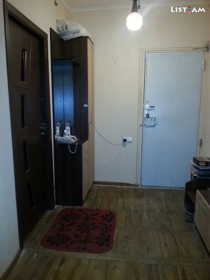 4 room apartment,